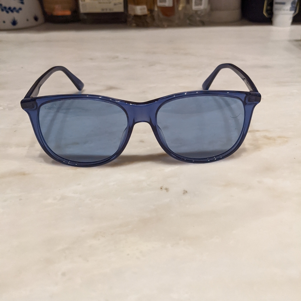 Gucci blue frame